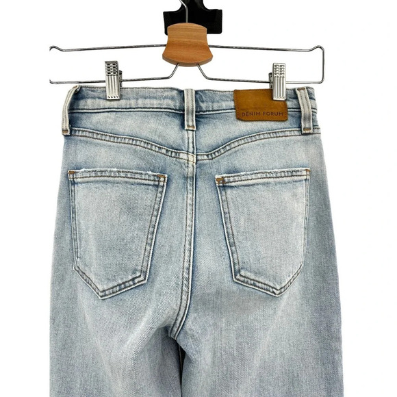 Aritzia Denim Forum The Arlo High Rise Straight Jeans Light Wash Blue Size 25 - Picture 6 of 12